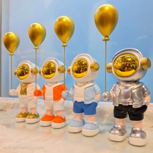 Astronaut Balloon Decor Piece (Lady)