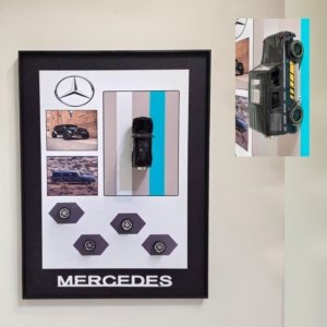 "Mercedes" 3D Car Model Wall Decor Painting - 32 × 24 inches